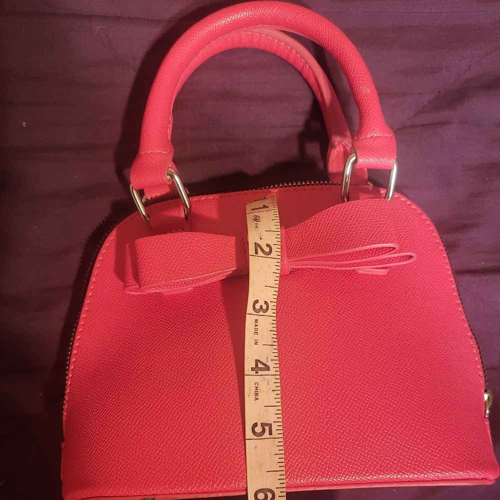 Betsey Johnson pink bow handbag
